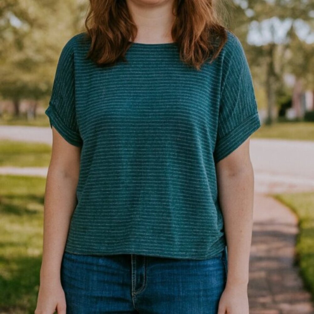 CAbi #4008 Women's Size XS Teal Stripe Cuffed Short Sleeve Groove Tee